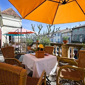 hotel-de-provence-tarascon.fr-provencehotel.com/